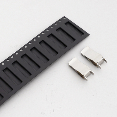 4mm ピッチエボスドキャリアテープと1年の有効期限とロールを提供することができます