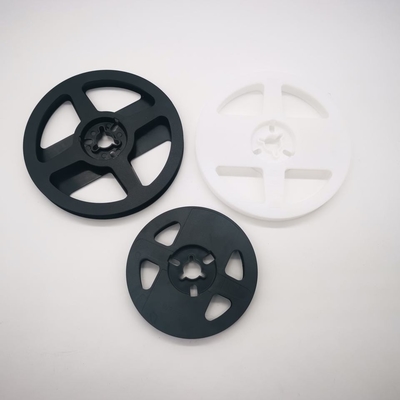 - プラスチックケーブルロール 操作し,保存しやすい 組み込みハンドルとオプションの車輪キット