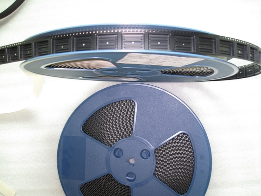 44mm SMTのカプセル封入によって浮彫りにされるキャリア テープ パッケージSMTのPC PSペット材料